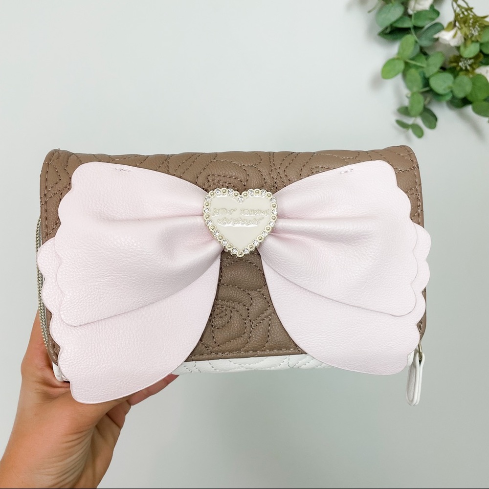 NWOT Bestest Johnson Oversized Bow Purse